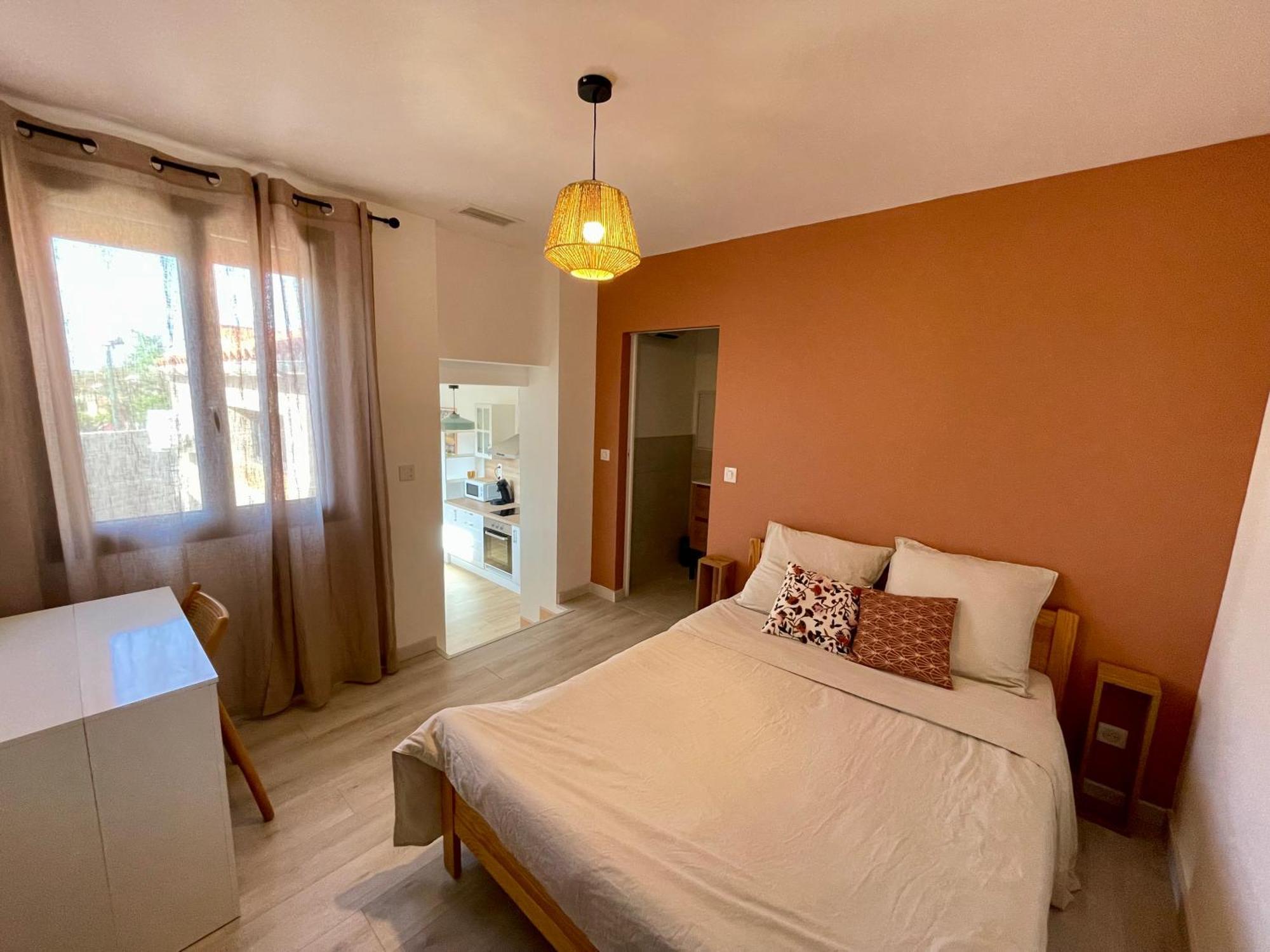 Bel Appartement A เซเรต์ ภายนอก รูปภาพ
